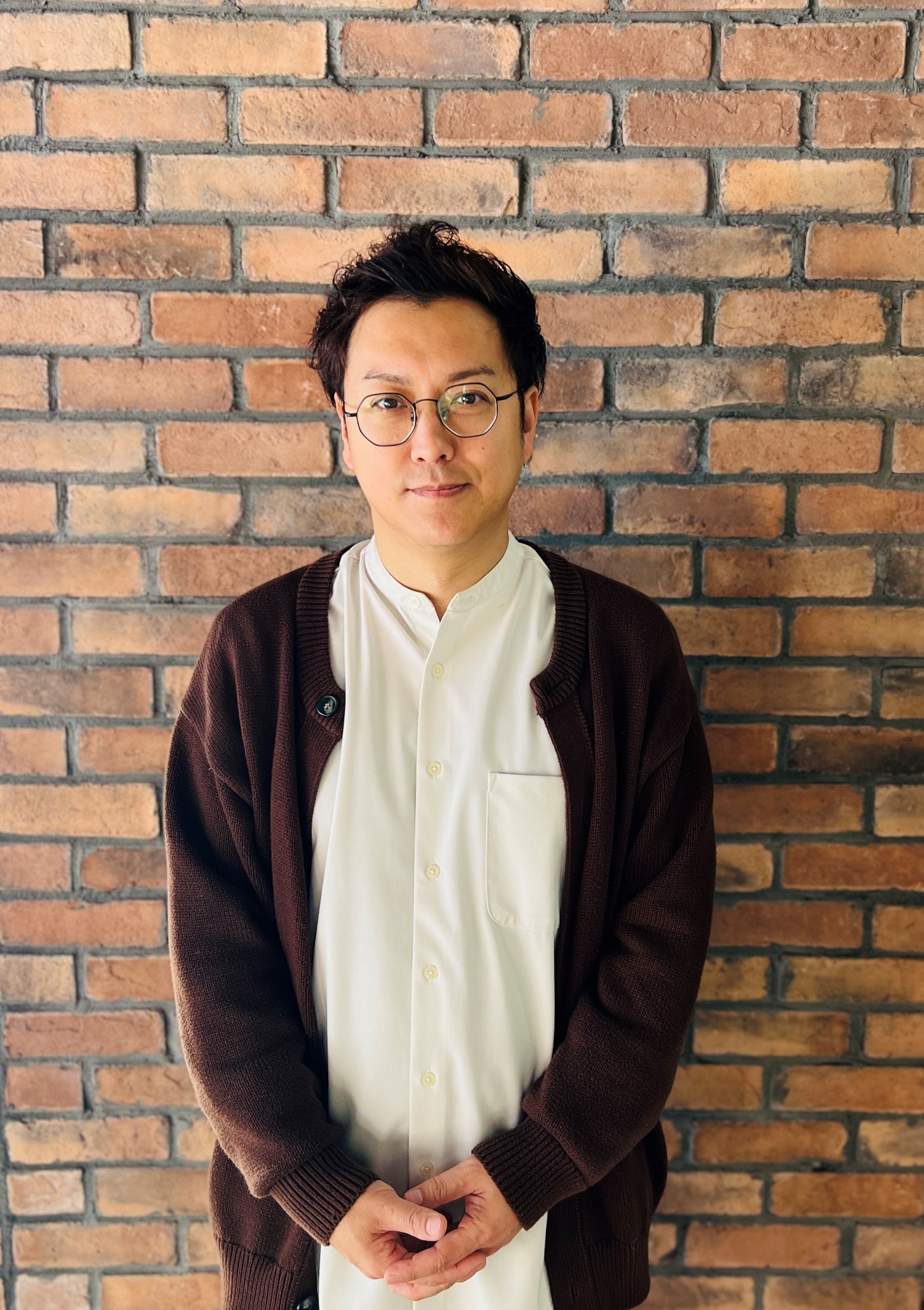青木さんプロフィール写真.jpg